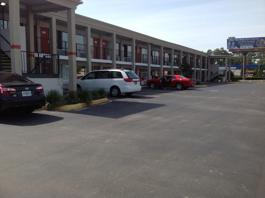 Days Inn Panama City 23Rd Street エクステリア 写真